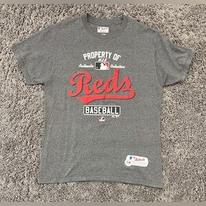 Cincinnati Reds Majestic T-shirt Men’s Size Medium Gray MLB Authentic Logo MLB